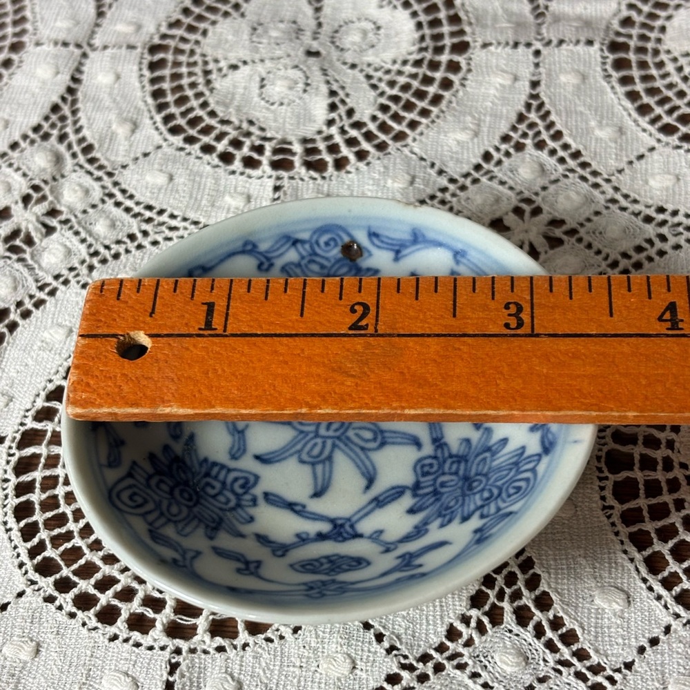 19th Century Chinese Antique Elegant Blue White Porcelain Saucer Qing Dynasty - Picture 4 of 4